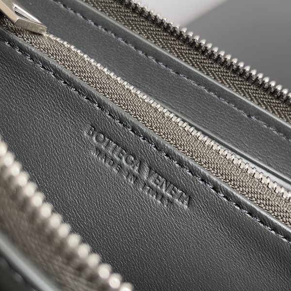 ボッテガヴェネタ財布コピー角部分ディテール